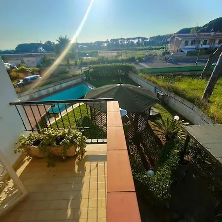 Villa Anteo Con Piscina Anzio