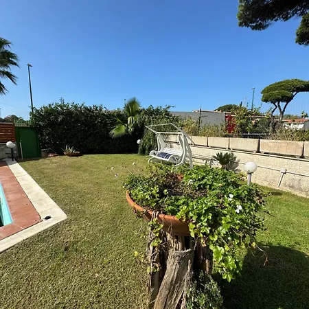 Villa Anteo Con Piscina Anzio